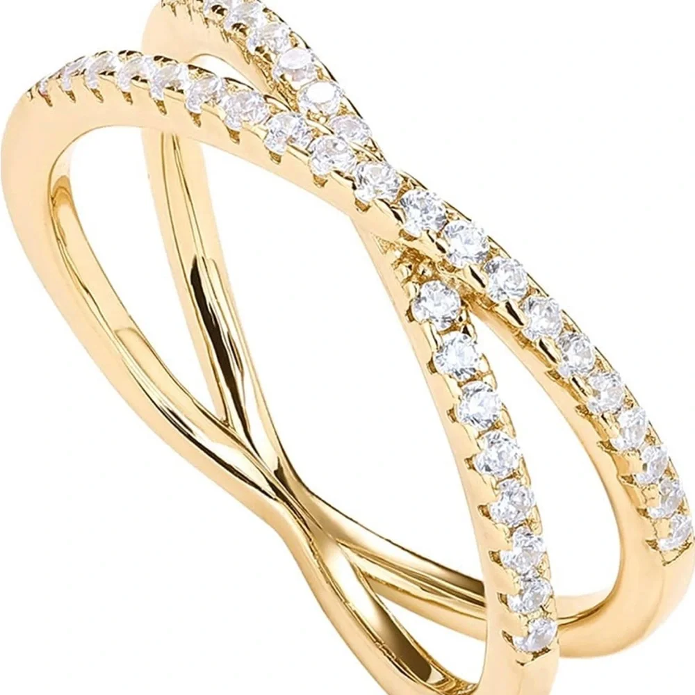 ⭐️ Firm Price ⭐️ Never worn 14k gold plated ring size 7 - Picture 1 of 6